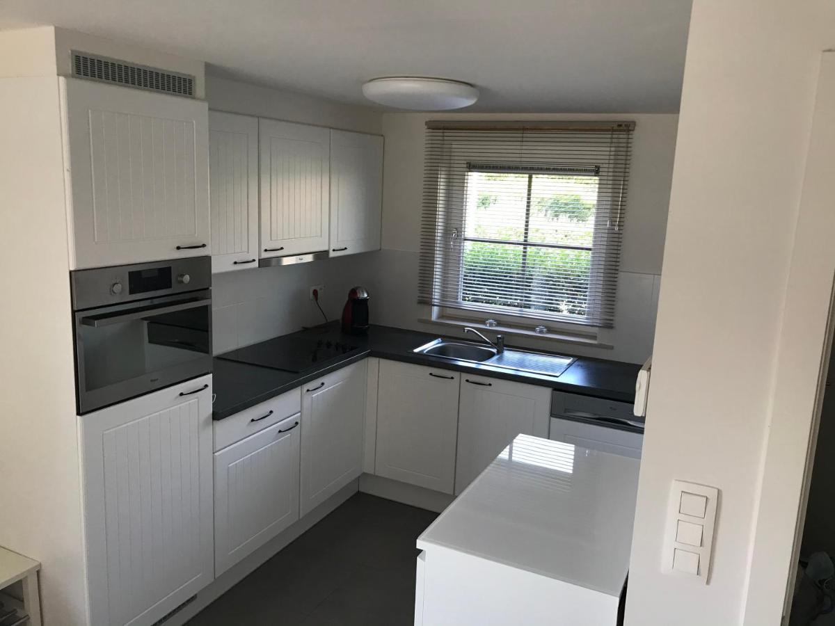 Vakantiehuisje De Panne Vlak Aan Plopsaland En De Zee Екстериор снимка