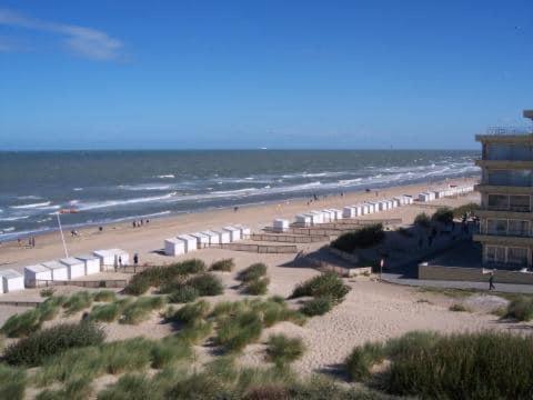 Vakantiehuisje De Panne Vlak Aan Plopsaland En De Zee Екстериор снимка